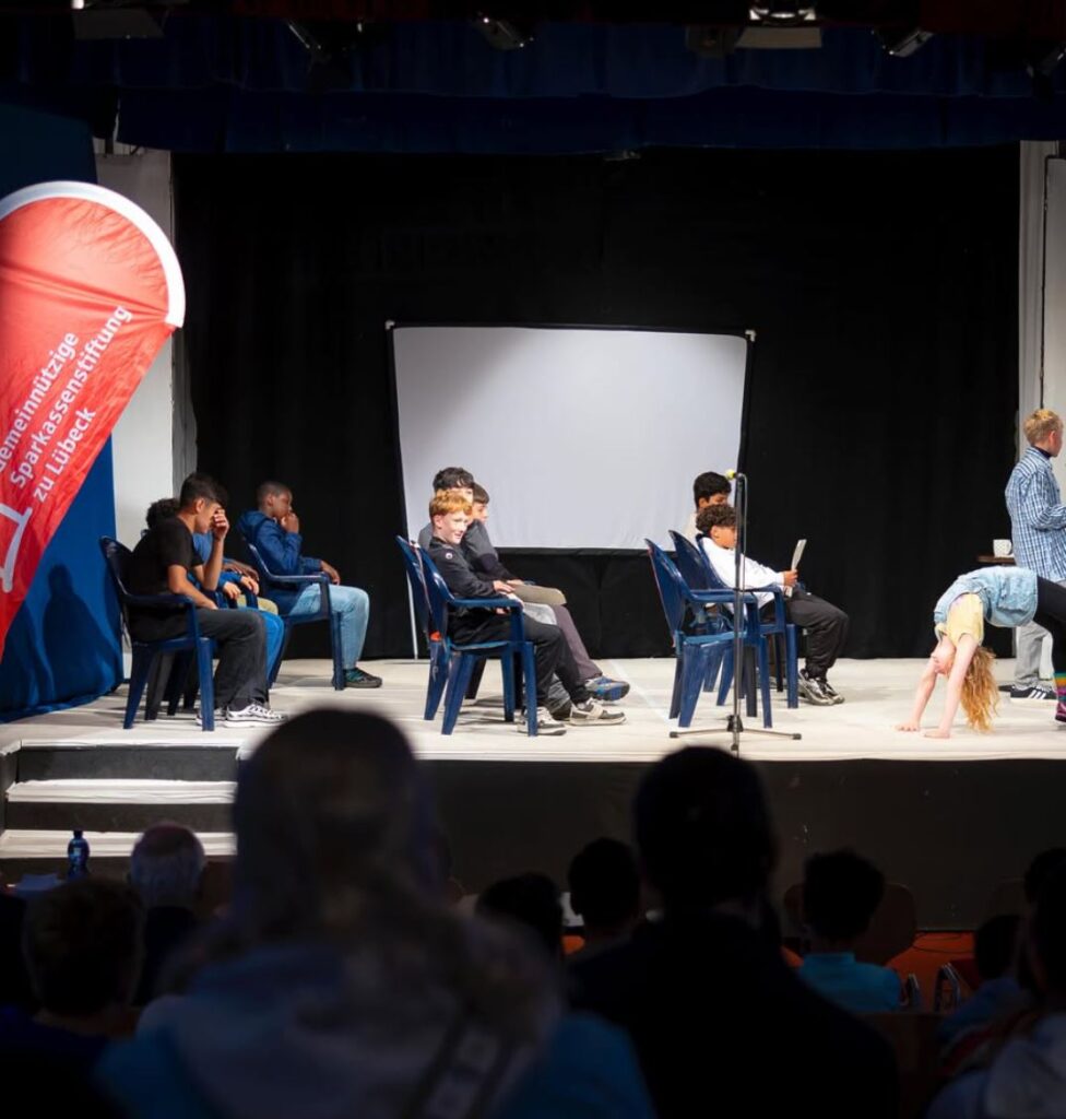Book Slam Theaterstück